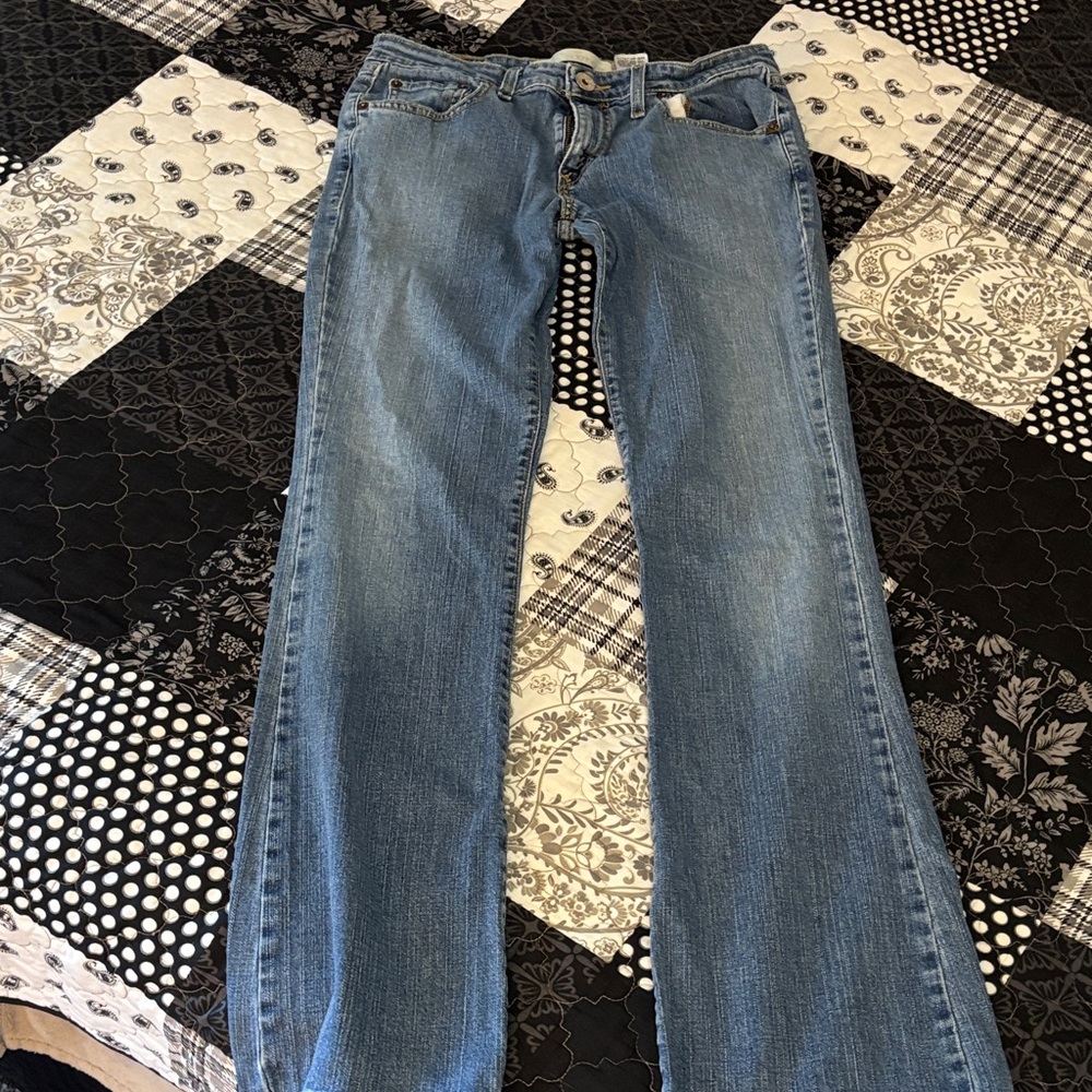 🌺 Levi's Boot Cut Jeans